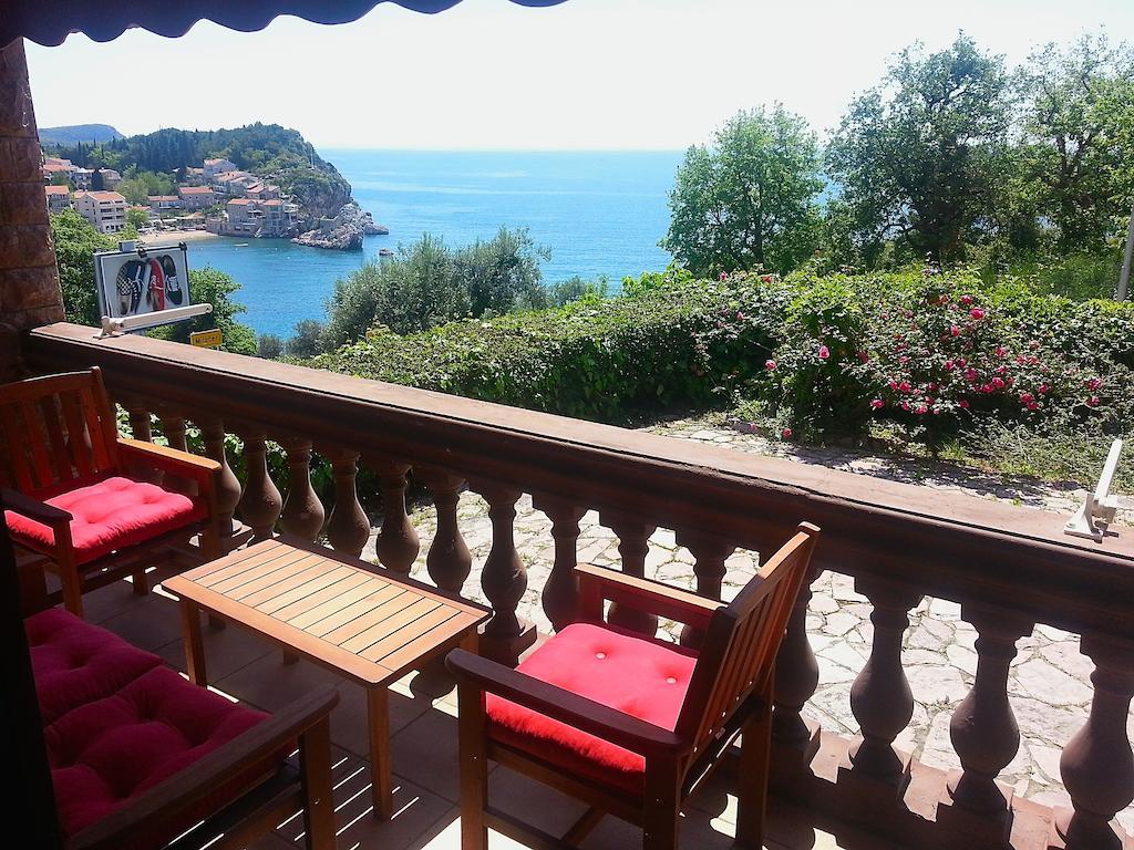 Villa Sara Guesthouse Sveti Stefan Δωμάτιο φωτογραφία