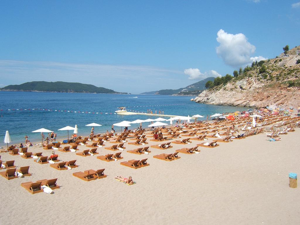 Villa Sara Guesthouse Sveti Stefan Εξωτερικό φωτογραφία