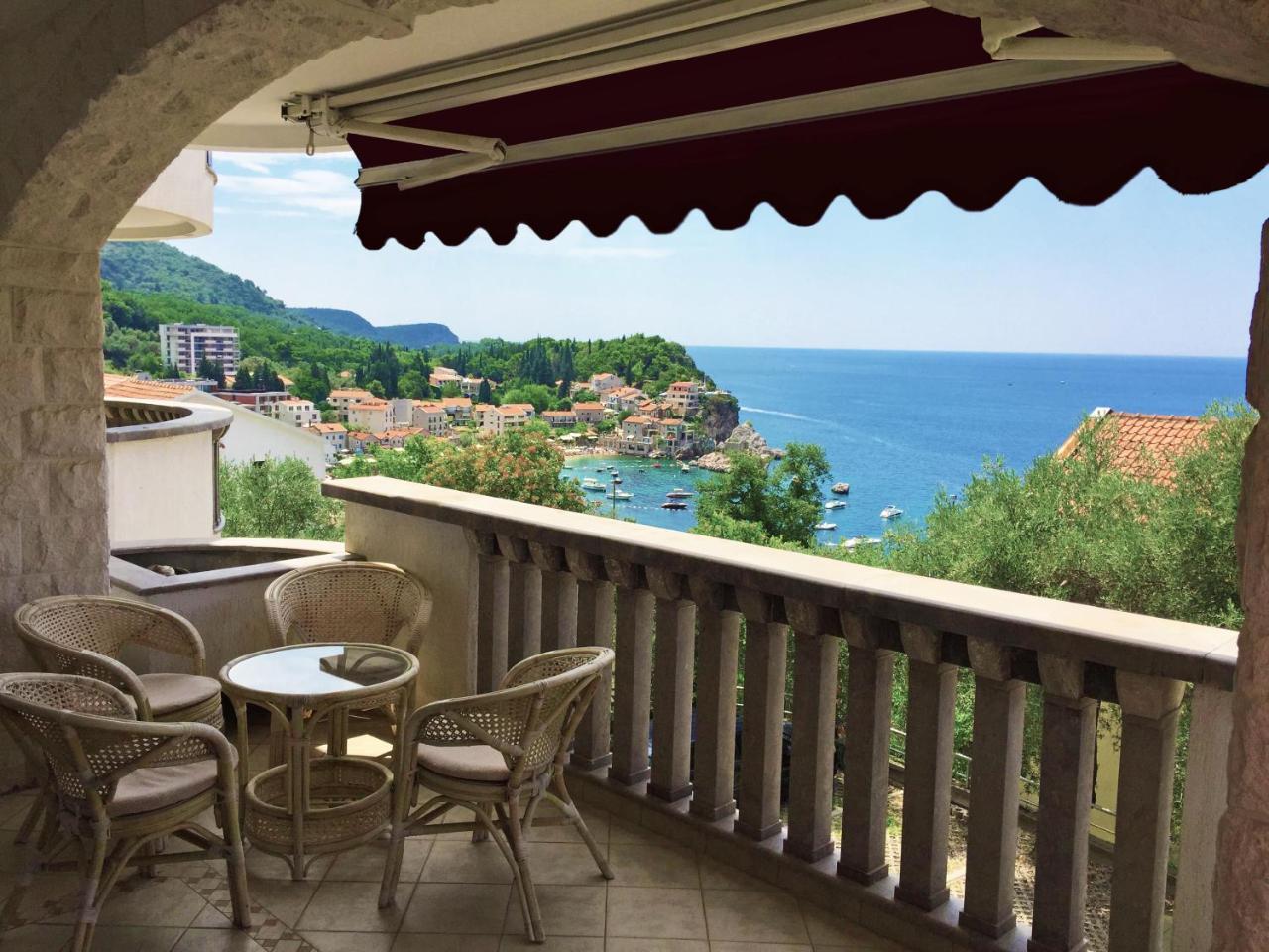 Villa Sara Guesthouse Sveti Stefan Εξωτερικό φωτογραφία